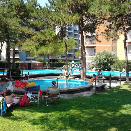 Apartment Cristallo Sea View Lignano Sabbiadoro