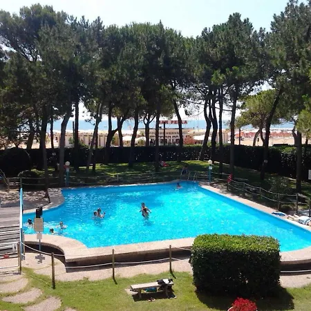 Cristallo Sea View *