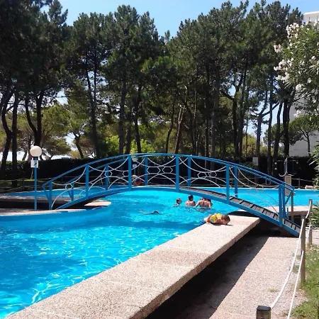 Cristallo Sea View Apartman