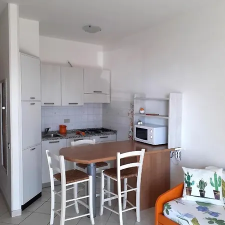 Cristallo Sea View Apartman